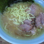 家系ラーメン まこと家 - 20150515　朝１０時のラーメン麺固め