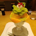 むさしの森珈琲 - 料理写真:シャインマスカットパフェ