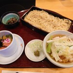 いちにいさん - 料理写真:黒豚つけ麺セット。