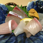 味あら井 - 赤雲丹、シマアジはやはり素晴らしい