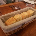 イルネッソ - 自家製フォカッチャ