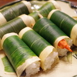 Sasamakikenuki Sushi Souhonten - 7つ