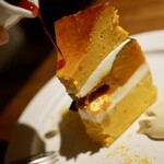 UNITY CAFE - 濃いかぼちゃのバスクチーズケーキ
