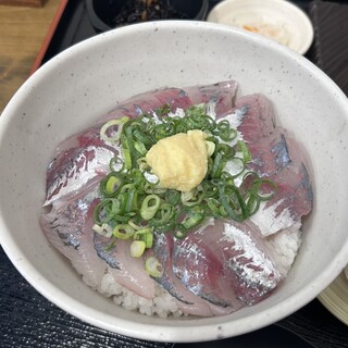 内浦漁協直営 いけすや_1