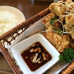 南風亭 - 鶏もも唐揚げ定食
           〜 2015.5.17 〜