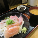 博多魚がし - 海鮮丼
