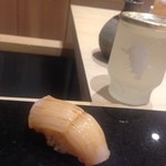 鮨 心白 - 【握り】帆立（北海道、フレッシュ）（2015.04.11）