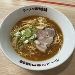 味特 - 料理写真:醤油ラーメン