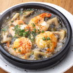 Shrimp and mushroom Ajillo