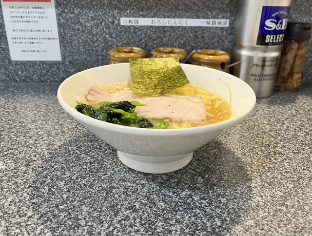 芦屋小雁作　七転び八起き 濃厚豚骨醤油らーめん 七転び八起き - 西日暮里/ラーメン | 食べログ