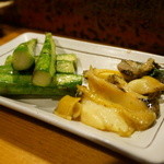 宝寿司分店 - 極太アスパラとアワビの炒め物・・キュウリと見間違えるほど(；´∀｀)