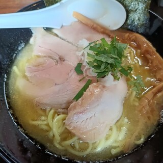濃麺 海月