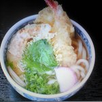 情熱うどん わらく - 天ぷら うどん