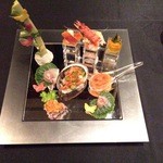 眺遊楼 - 「春風」花暦～春の宴のはじまり～鯛のお造り、青菜ソース、鮑と桜海老のXO醤和え入りの前菜盛り合わせ