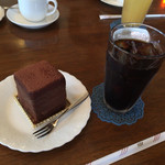 ネオクラシック クローバー - アイスコーヒー ¥400 も注文