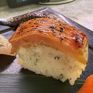 回転寿司 魚どんや_1