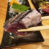 個室居酒屋 土佐将軍 魁宴 - めちゃくちゃ分厚いカツオのたたき
