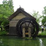 大王わさび農場 テイクアウトコーナー - 水車小屋３