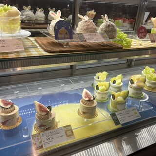 新宿高野_1
