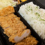 とんかつ新宿さぼてん - 料理写真:特撰やわらかヒレかつ弁当