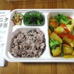ほっともっと - いかと彩り野菜のカレー炒め！(2015,05/09)