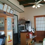 田舎の洋食屋 キッチン フレカンテ  - 店内、綺麗でお洒落な感じも…