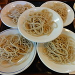 Teuchisoba - 皿そば　1人前5皿です。1皿150円で追加注文も可能です。