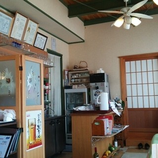 田舎の洋食屋 キッチン フレカンテ _2