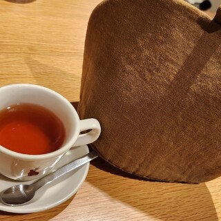 TEA ROOM Yuki Usagi_1