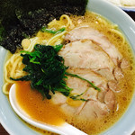 寿々喜家 本店 - ラーメン並(チャーシュー➕ライス小)