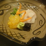 御料理 堀川 - 向付け・・・伊勢海老の半熟卵黄和えとアコウ