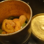 御料理 堀川 - しのぎ・・・北海道産雲丹と山芋の茶蕎麦・・・マットなゴールドが渋いぜ！！