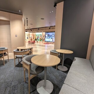 FENDER CAFE_2