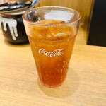 ラーメンあじへい　そよら津桜橋店 - 烏龍茶