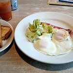 デニーズ - 料理写真:ベースドエッグモーニング(748円)
