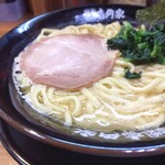 壱角家 - 料理写真:ラーメン (醤油・大盛)