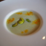 手打ち蕎麦とフレンチの やな木 - スープ（そら豆・じゃがいも）2015年5月