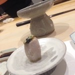 鮨 心白 - 【つまみ】里芋のコンフィ 酒盗バター載せ（2015.05.17）