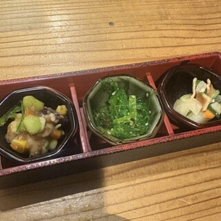 口コミ一覧 : 新宿鶏料理専門店 鳥京 - 西武新宿/居酒屋 [食べログ]