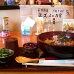 ｆｆ - 鶏そぼろととろろの蕎麦