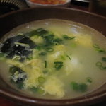 焼肉 一力 - ワカメスープ