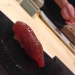 鮨 心白 - 【握り】鰹（勝浦、4日熟成）（2015.05.17）