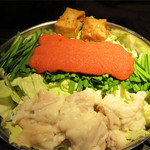 博多　弁天堂 - 博多名物のもつ鍋×明太子製造メーカーで有名なふくやがコラボした
      『博多明太子もつ鍋』があるお店です。
      