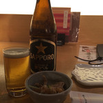 博多 華味鳥 - お通しと瓶ビール