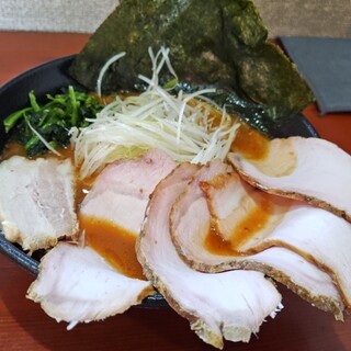 横浜家系らーめん 天王家 寒川総本店