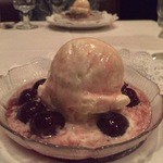 Hy's STEAKHOUSE - アイスも濃厚で美味しい