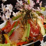 Saishoku Dainingu Sakura Komachi - 海の幸とアボカドのピリ辛サラダ