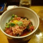 宝寿司分店 - ネギトロをかき混ぜて待ちます～♪