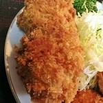 気賀亭 - デカいコロッケ　180円