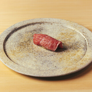 鮨 由う_2